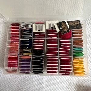 Embroidery Floss Cross Stitch Thread Lot 123 On Cards Red Pink Yellow with Case